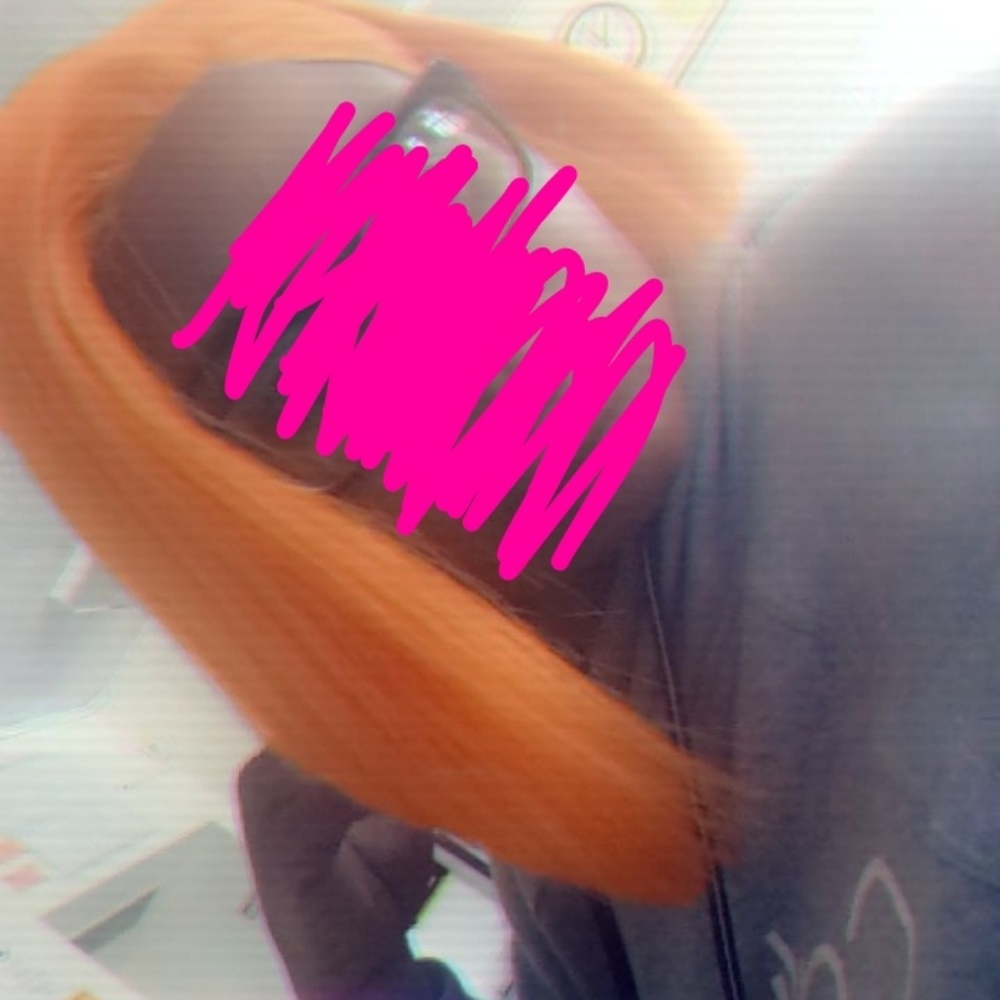 Wig - Picture 2 of 3